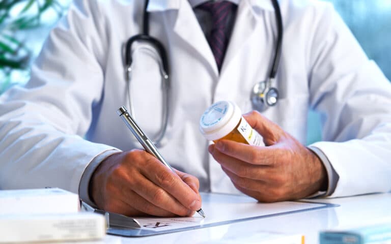 Featured image for the article "7 Medicare Drug Changes That Could Save You Big in 2025"